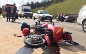 Motociclista fica gravemente ferido em acidente - foto 1.