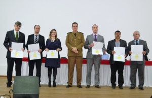 11º Batalhão homenageou parceiros como membros do Poder Judiciário, Prefeitura de Manhuaçu, Ministério Público e AABB e UBA.