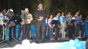 A Banda de Música Irmã Cecília, de Manhumirim, abrilhantou o evento.